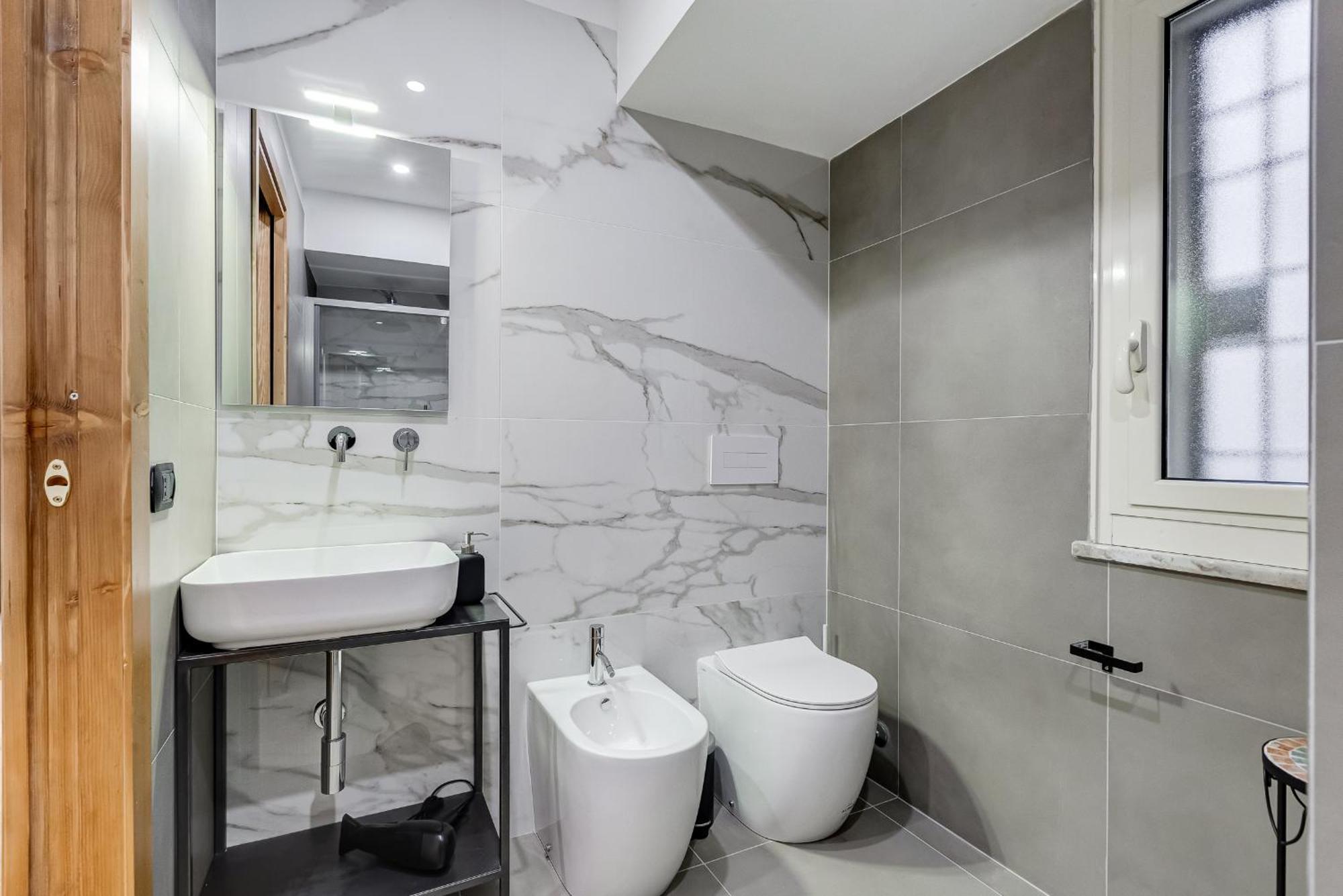 Apartamento 3-bedroom Near Trastevere Station Roma