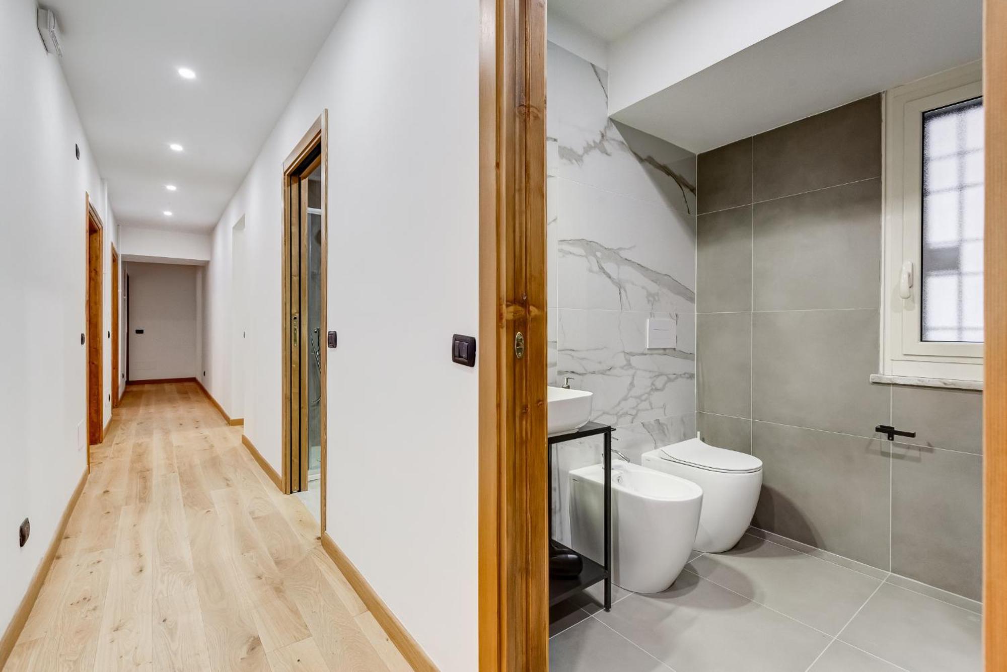 3-bedroom Near Trastevere Station Roma